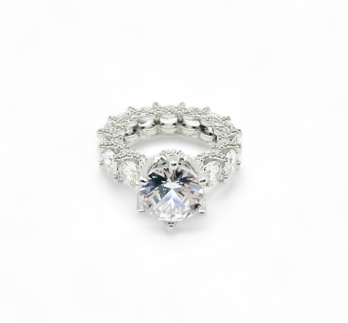 Cubic zirconia ring